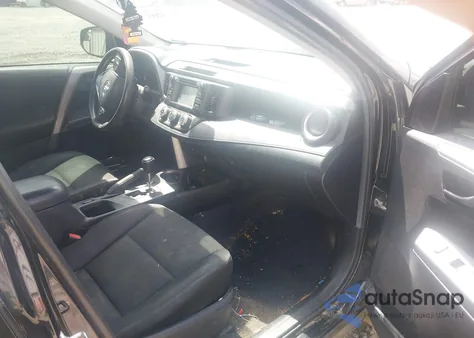 2018 Toyota Rav4 Le z USA, uszkodzony, nr VIN 2T3ZFREV0JW482819